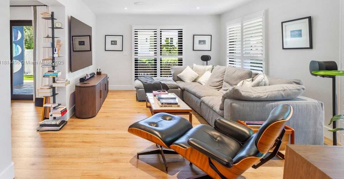Small Image of 600 ALLENDALE RD, Key Biscayne Number 8
