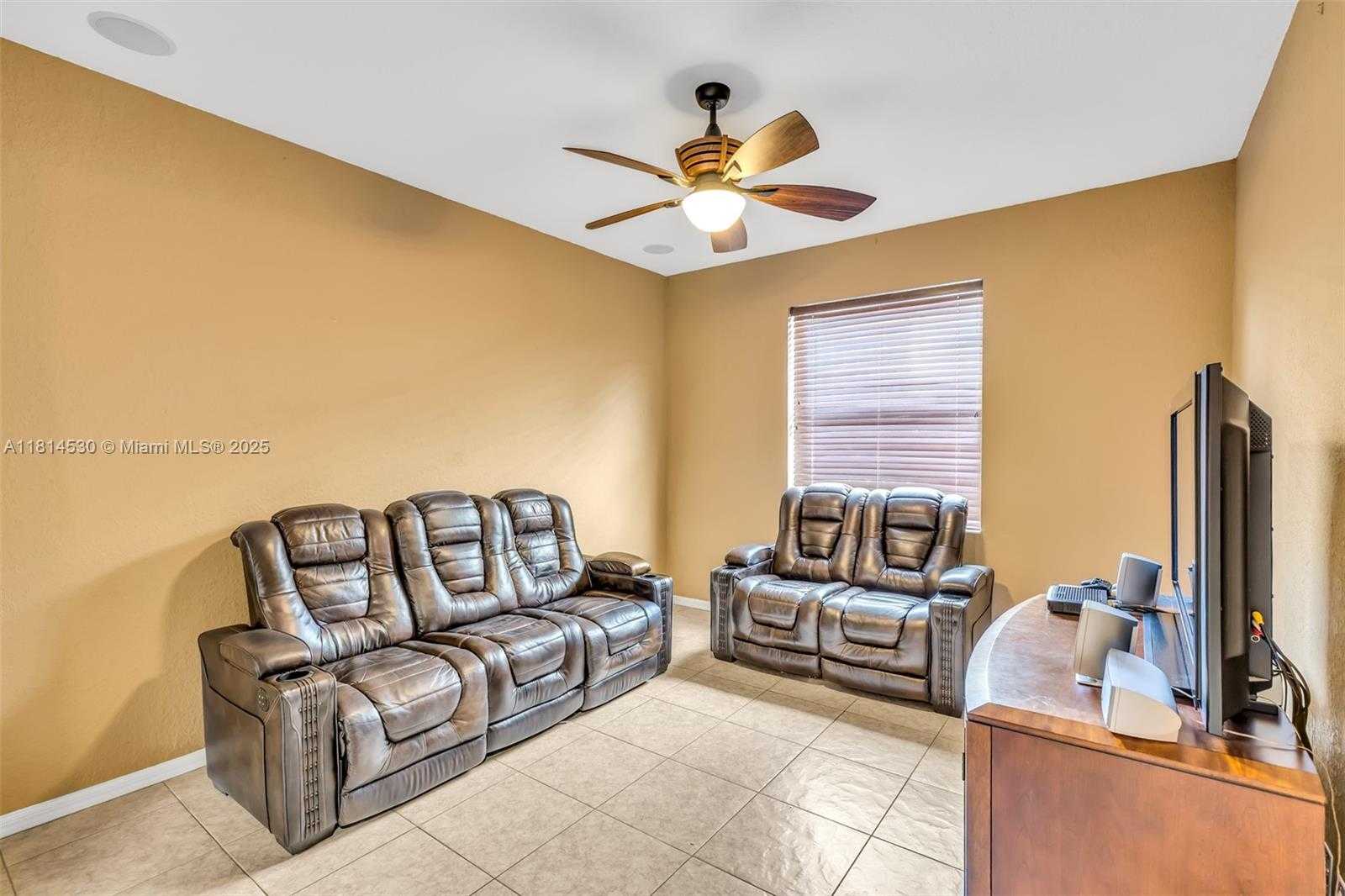 Small Image of 11223 MARITIME CT, Wellington Number 32