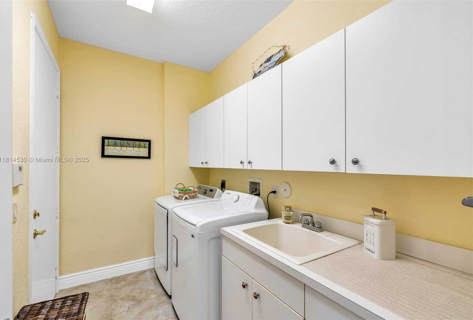 Small Image of 11223 MARITIME CT, Wellington Number 36