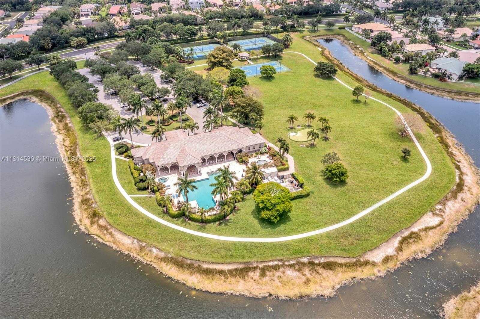 Small Image of 11223 MARITIME CT, Wellington Number 43