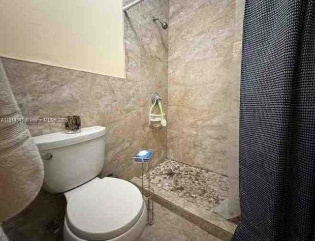 Small Image of 15168 SOUTH WEST 95 LANE, Miami Number 12