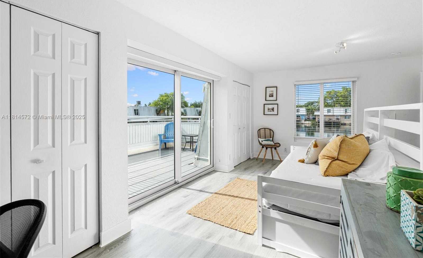 Small Image of 1370 NORTH EAST 40TH DR, Oakland Park Number 20