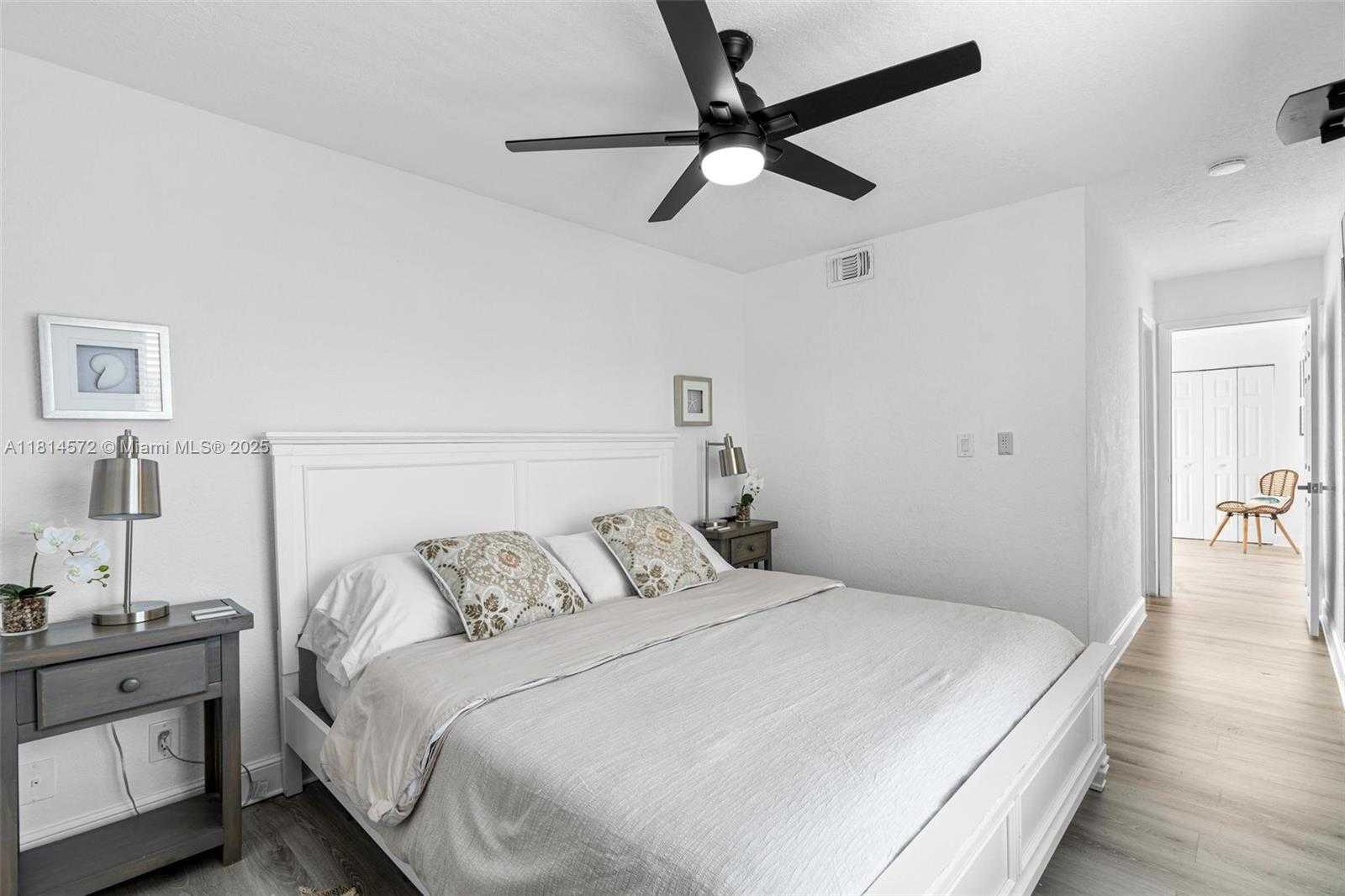 Small Image of 1370 NORTH EAST 40TH DR, Oakland Park Number 24