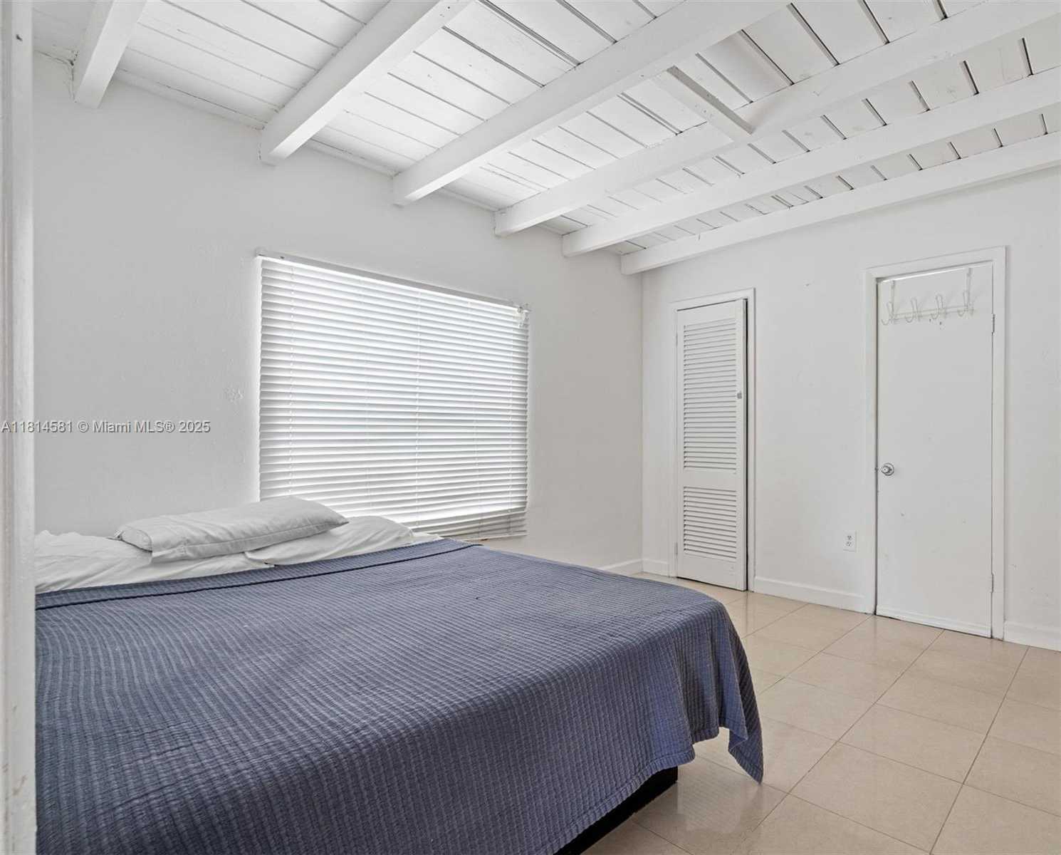 Small Image of 1728 NORTH EAST 179TH ST, North Miami Beach Number 11