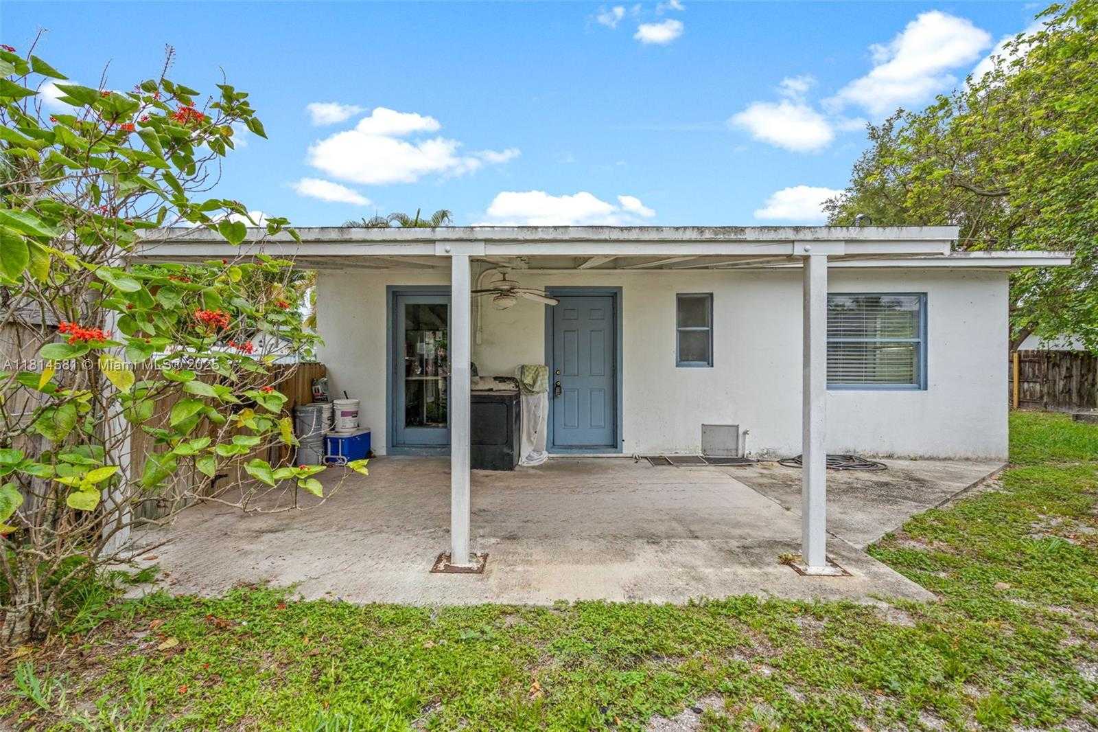 Small Image of 1728 NORTH EAST 179TH ST, North Miami Beach Number 23