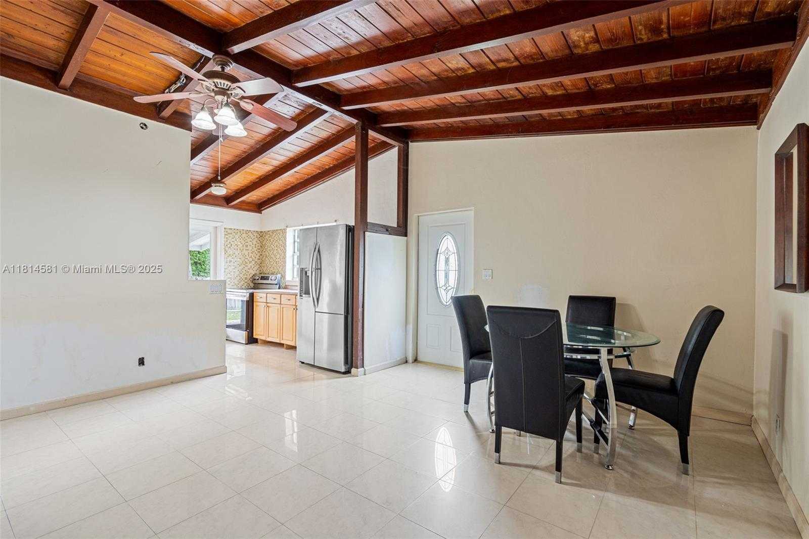 Small Image of 1728 NORTH EAST 179TH ST, North Miami Beach Number 6