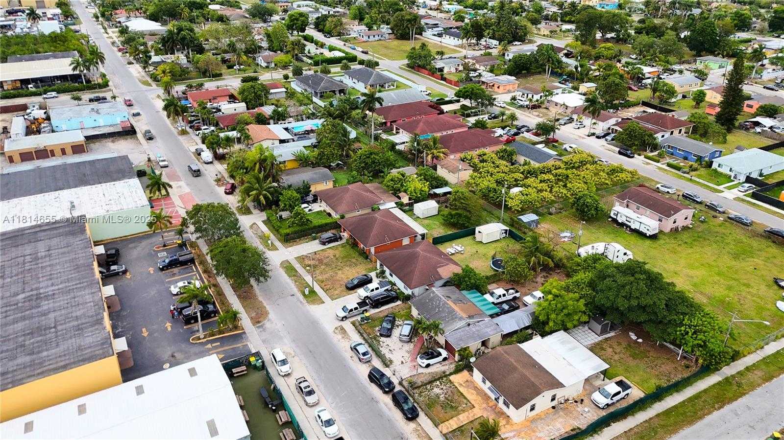 Small Image of 229 NORTH WEST 9TH AVE, Homestead Number 16