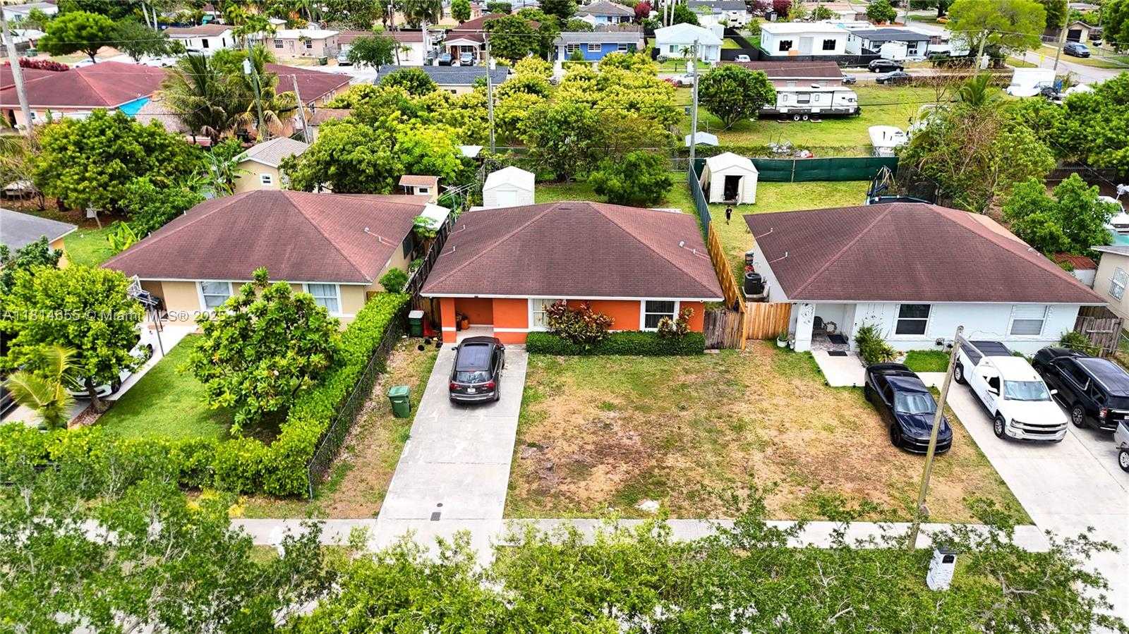 Small Image of 229 NORTH WEST 9TH AVE, Homestead Number 19