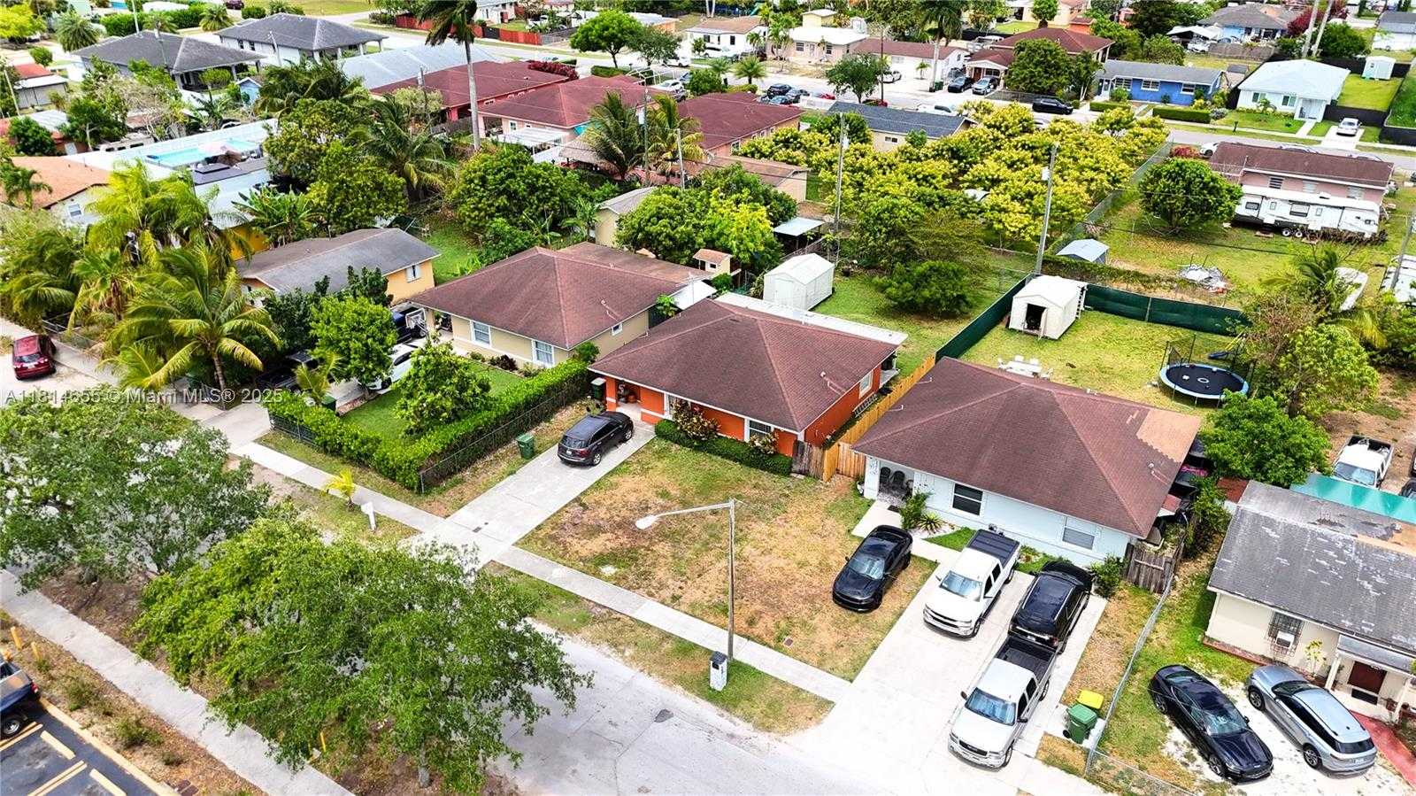 Small Image of 229 NORTH WEST 9TH AVE, Homestead Number 22