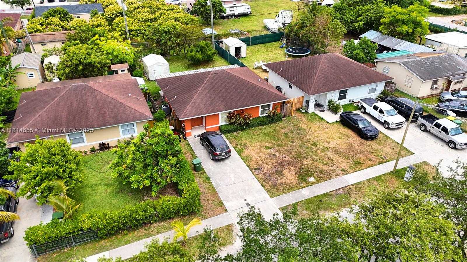 Small Image of 229 NORTH WEST 9TH AVE, Homestead Number 24