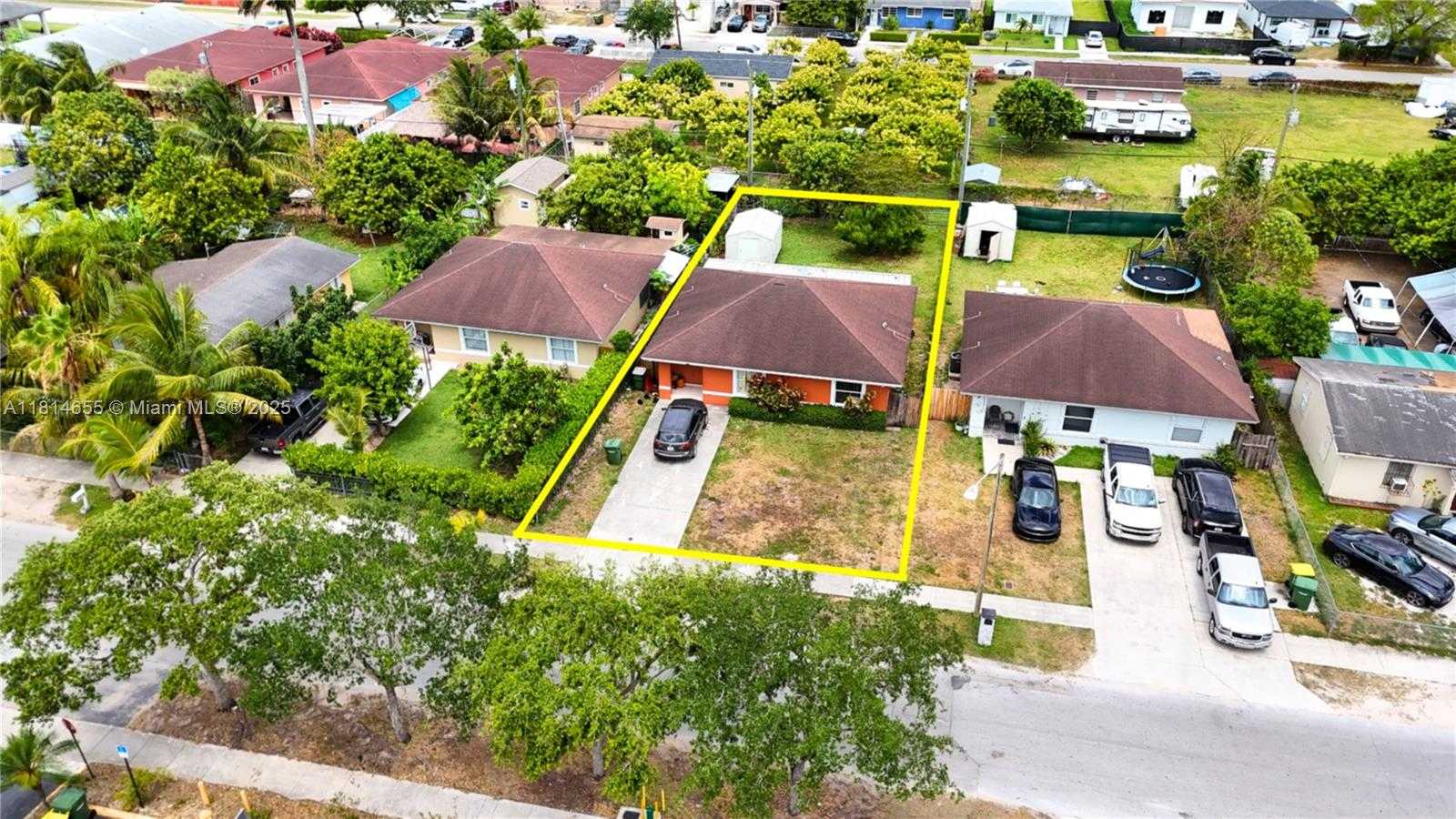 Small Image of 229 NORTH WEST 9TH AVE, Homestead Number 4