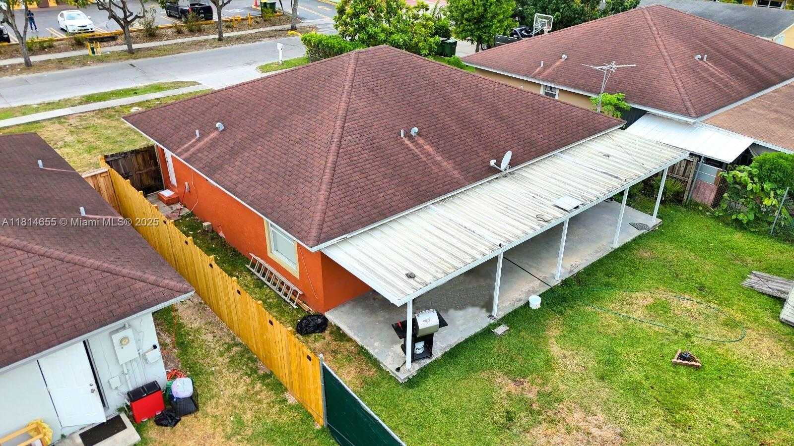 Small Image of 229 NORTH WEST 9TH AVE, Homestead Number 5