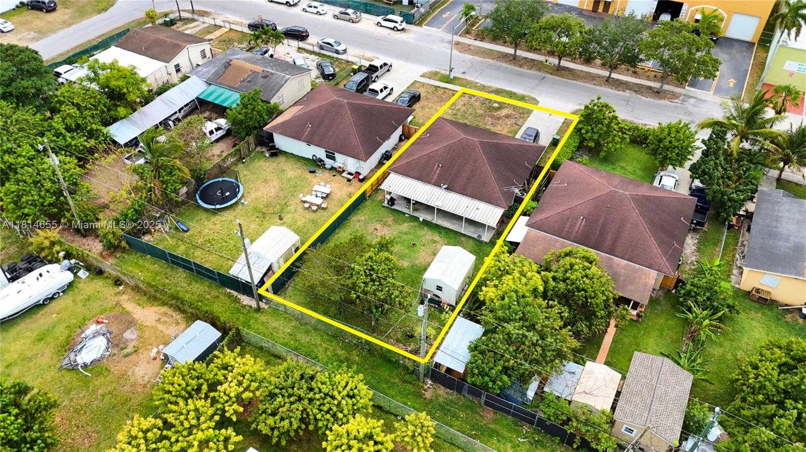Small Image of 229 NORTH WEST 9TH AVE, Homestead Number 6