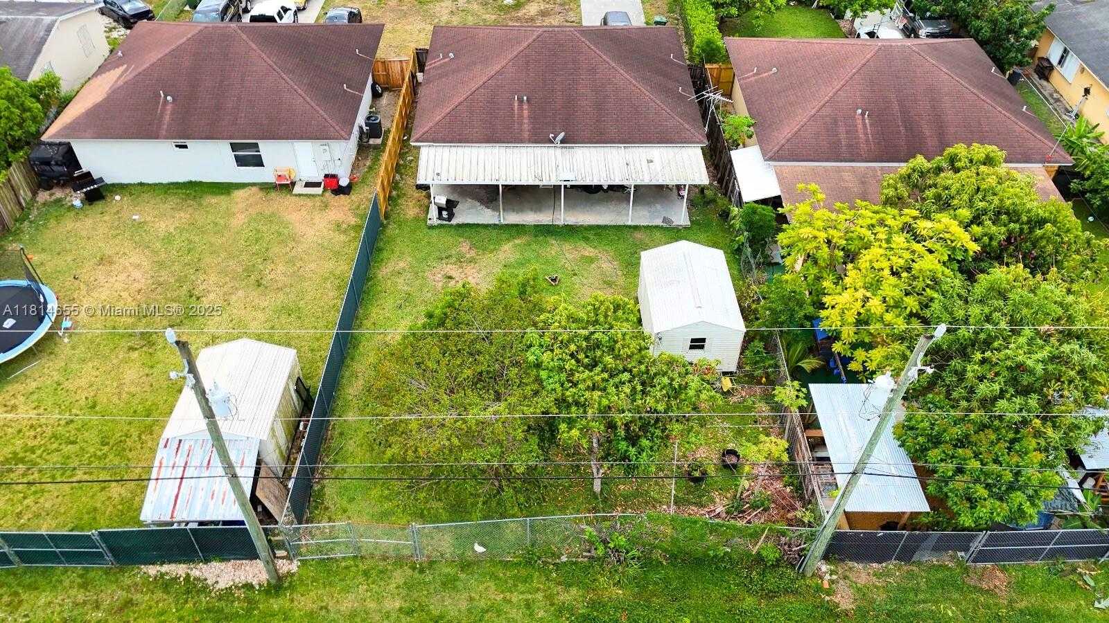 Small Image of 229 NORTH WEST 9TH AVE, Homestead Number 7