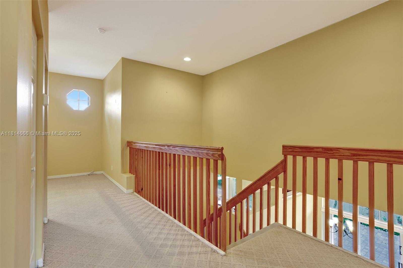 Small Image of 3708 COCO LAKE DR, Coconut Creek Number 32
