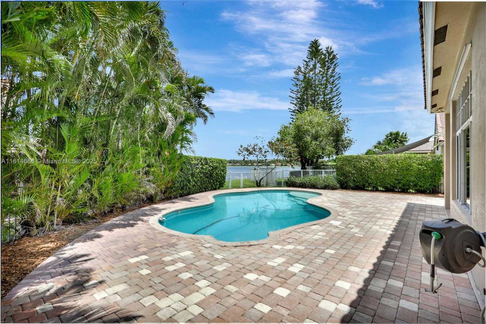 Small Image of 3708 COCO LAKE DR, Coconut Creek Number 44