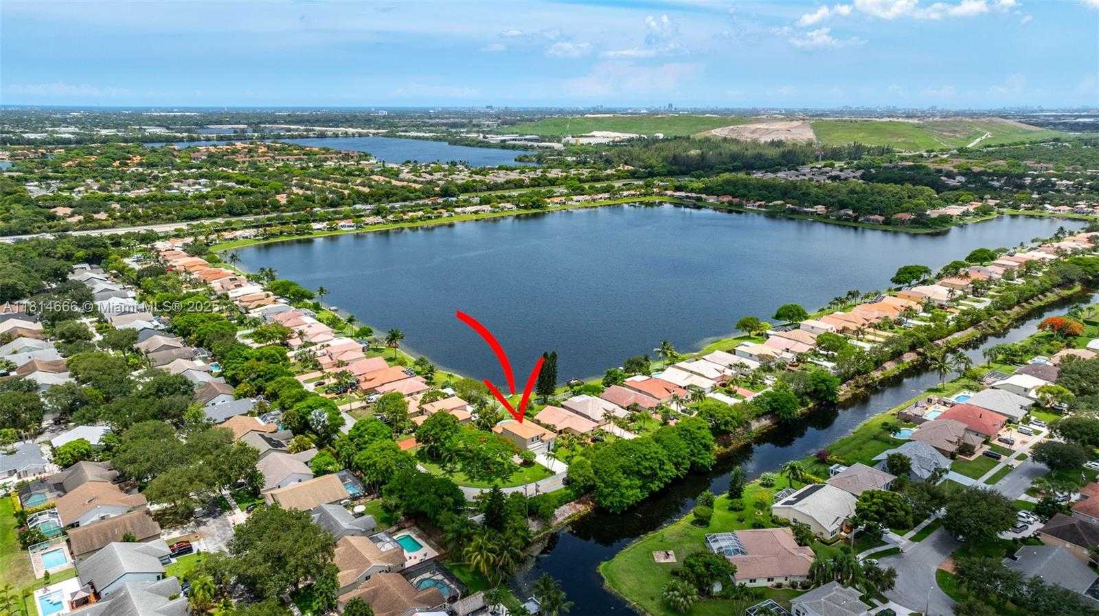 Small Image of 3708 COCO LAKE DR, Coconut Creek Number 57