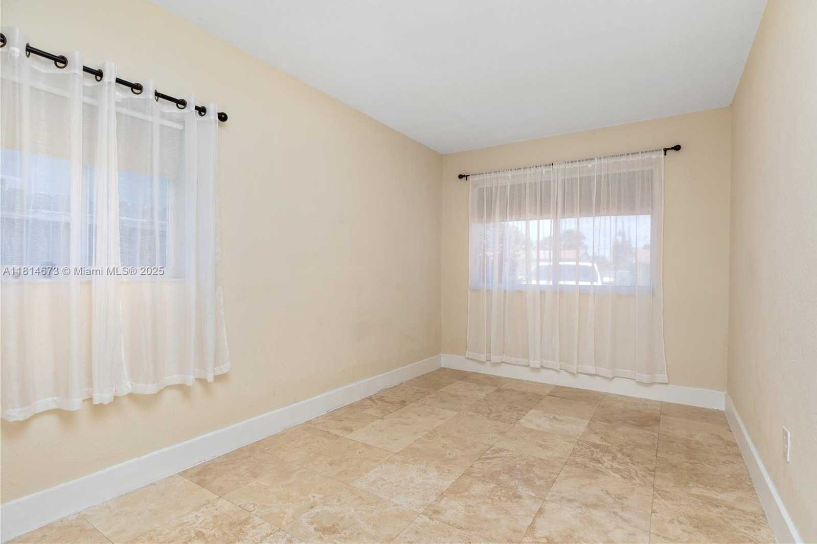 Small Image of 918 NORTH EAST 6TH ST, Hallandale Beach Number 15