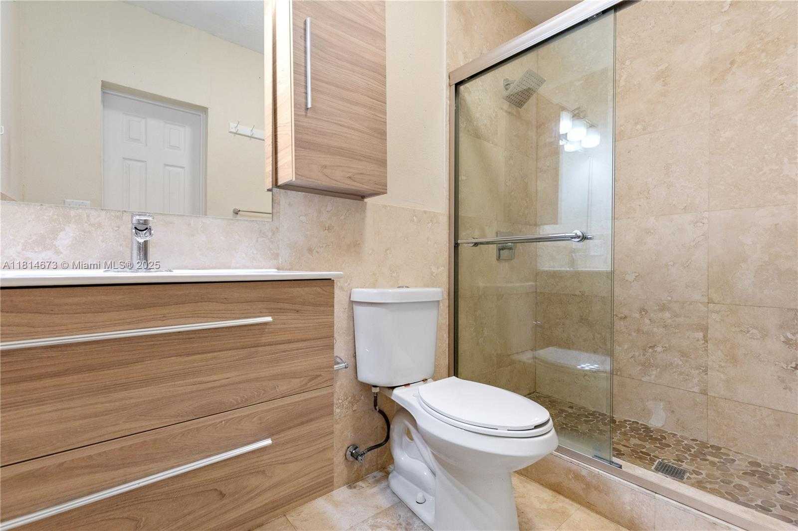 Small Image of 918 NORTH EAST 6TH ST, Hallandale Beach Number 17