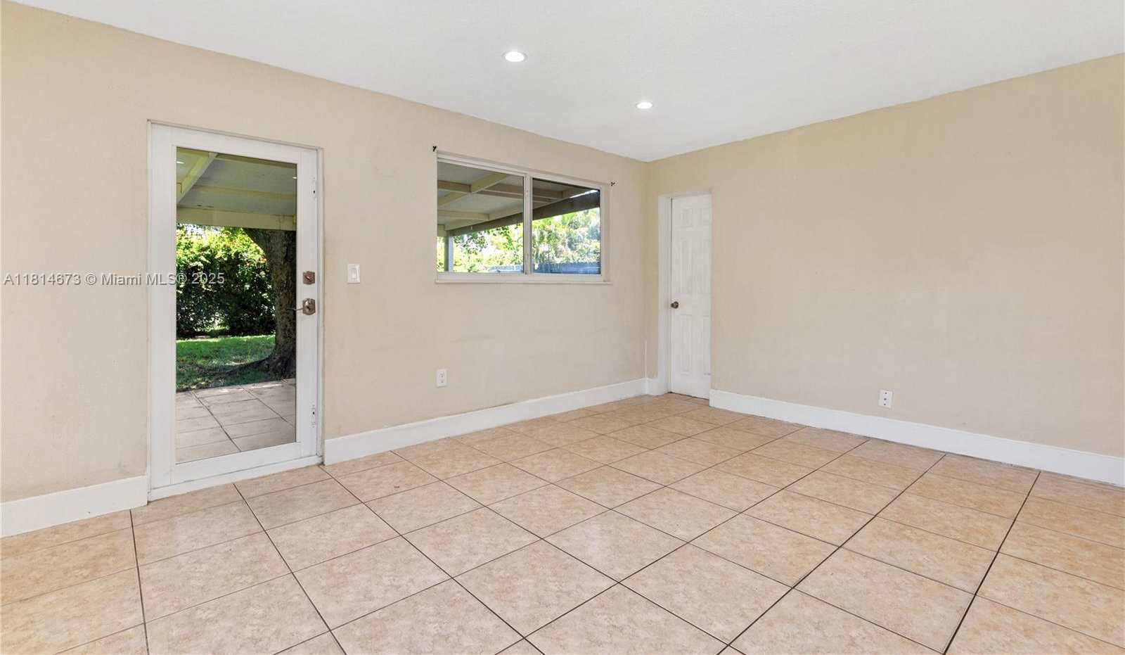 Small Image of 918 NORTH EAST 6TH ST, Hallandale Beach Number 24