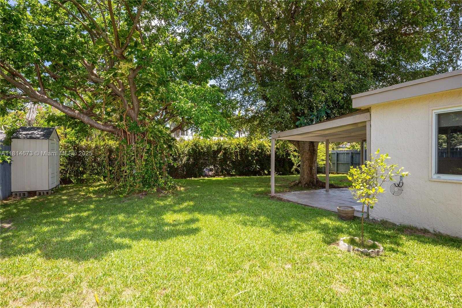 Small Image of 918 NORTH EAST 6TH ST, Hallandale Beach Number 30