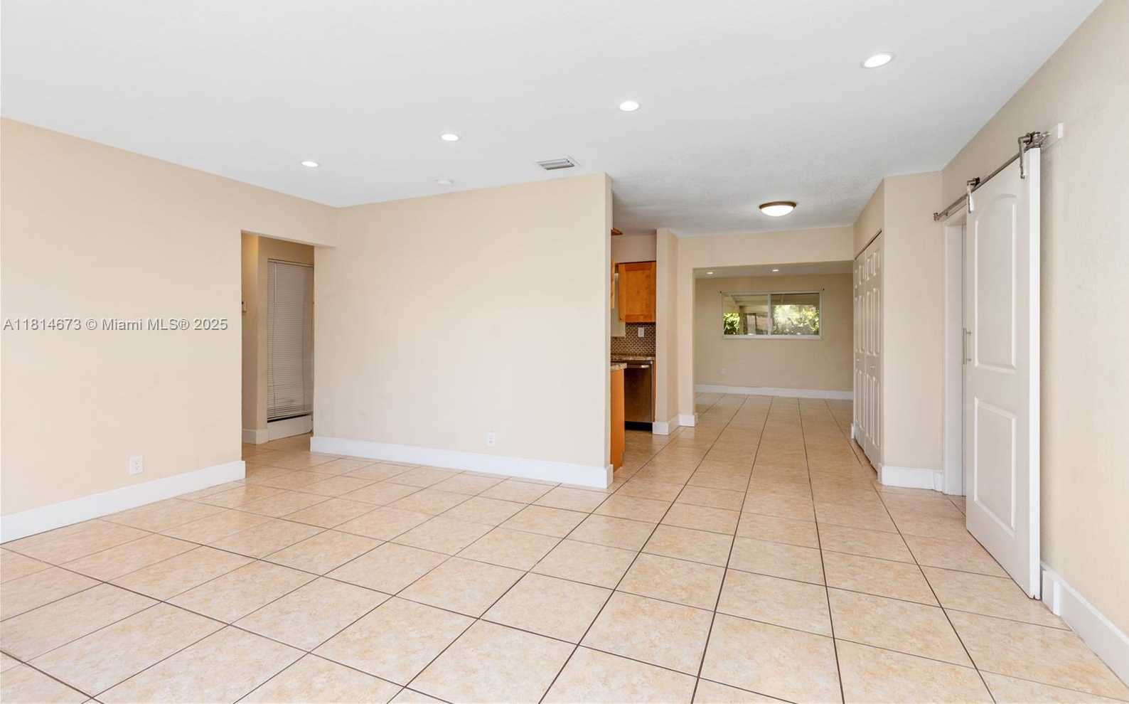 Small Image of 918 NORTH EAST 6TH ST, Hallandale Beach Number 4