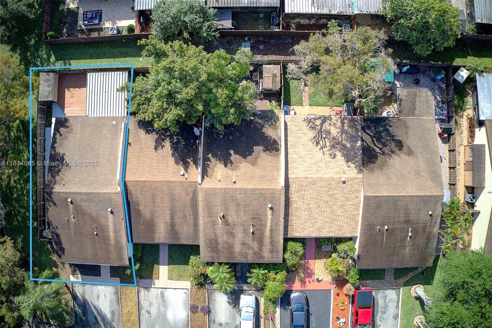 Small Image of 10300 LAUREL CT, Pembroke Pines Number 32