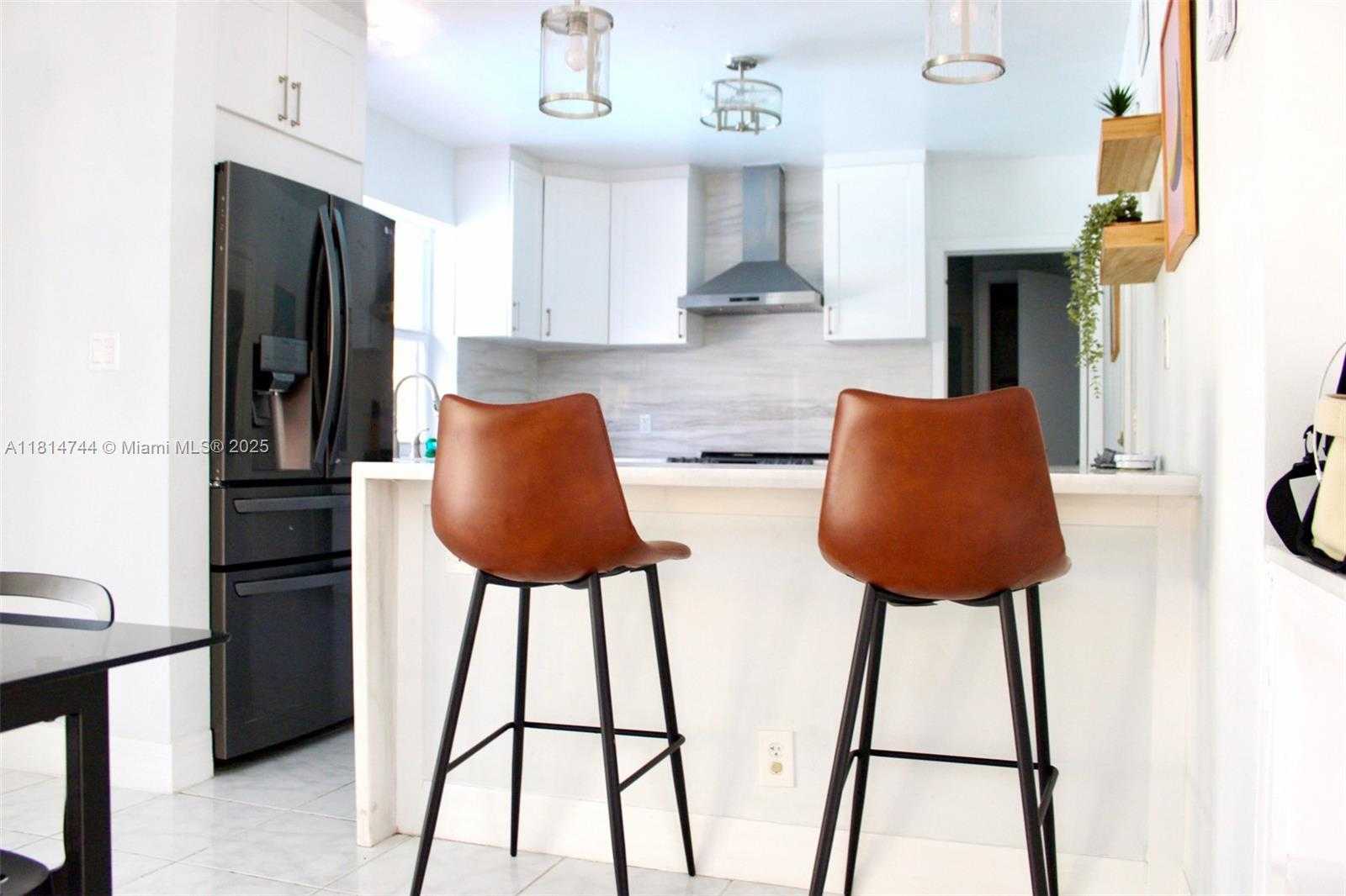 Small Image of 2700 SOUTH WEST 34TH AVE, Fort Lauderdale Number 14