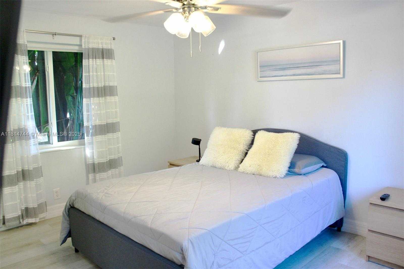 Small Image of 2700 SOUTH WEST 34TH AVE, Fort Lauderdale Number 33