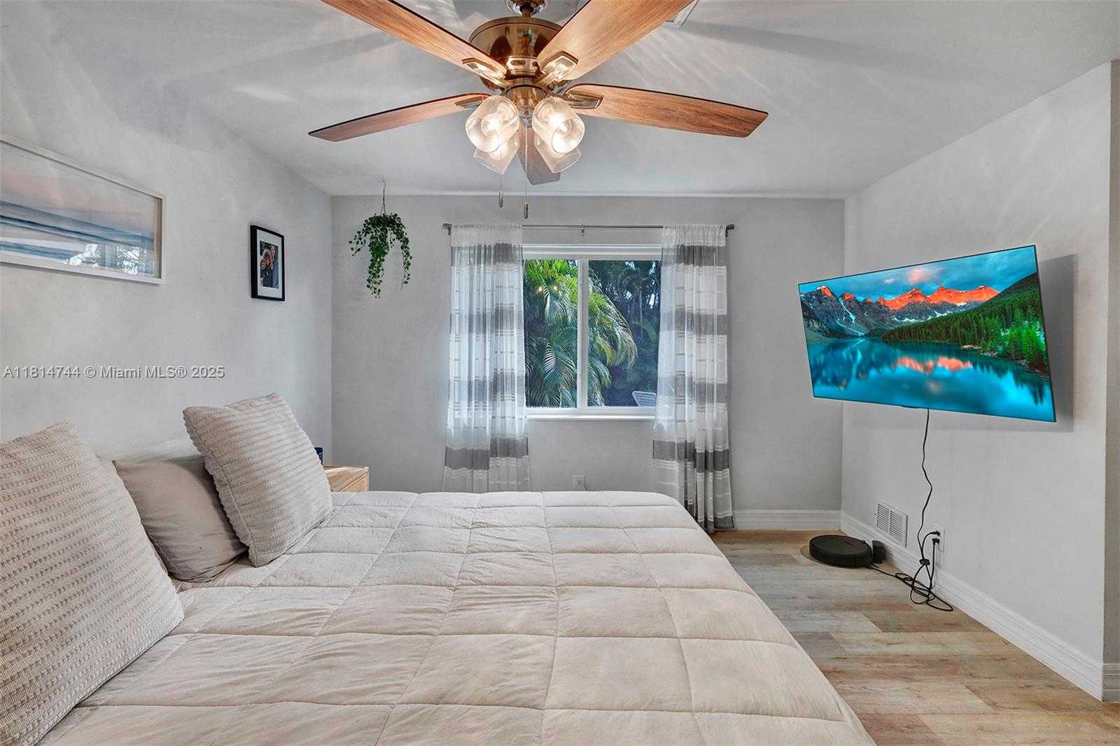 Small Image of 2700 SOUTH WEST 34TH AVE, Fort Lauderdale Number 37