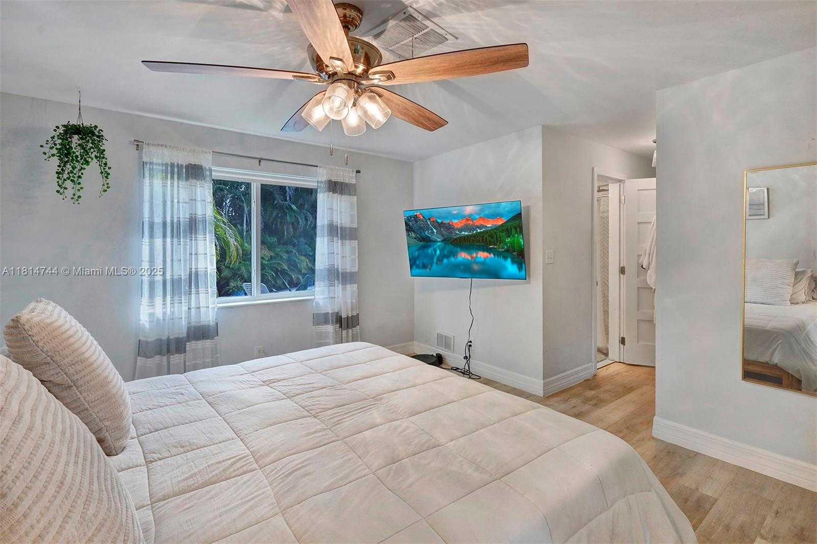 Small Image of 2700 SOUTH WEST 34TH AVE, Fort Lauderdale Number 38
