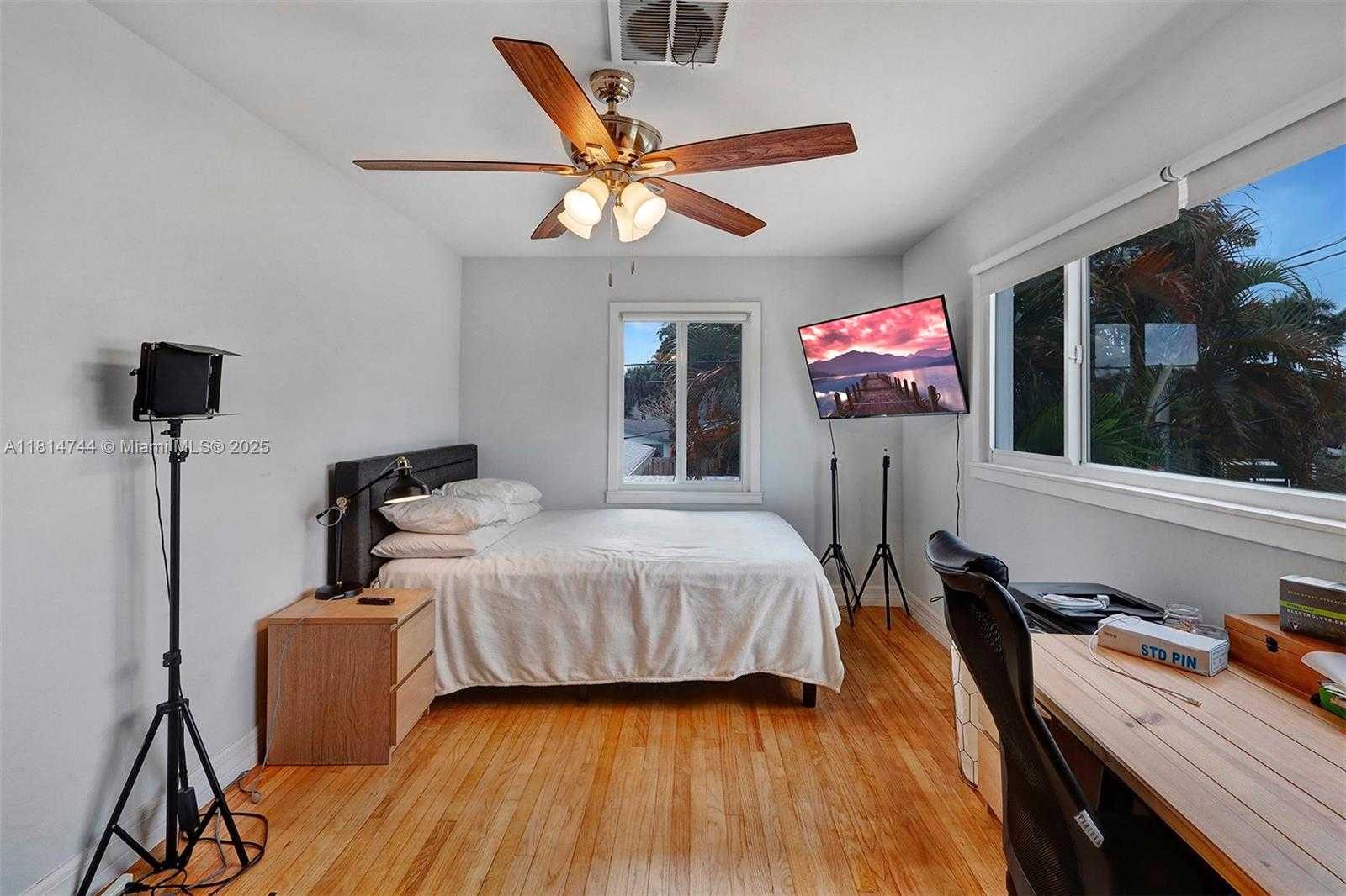Small Image of 2700 SOUTH WEST 34TH AVE, Fort Lauderdale Number 41