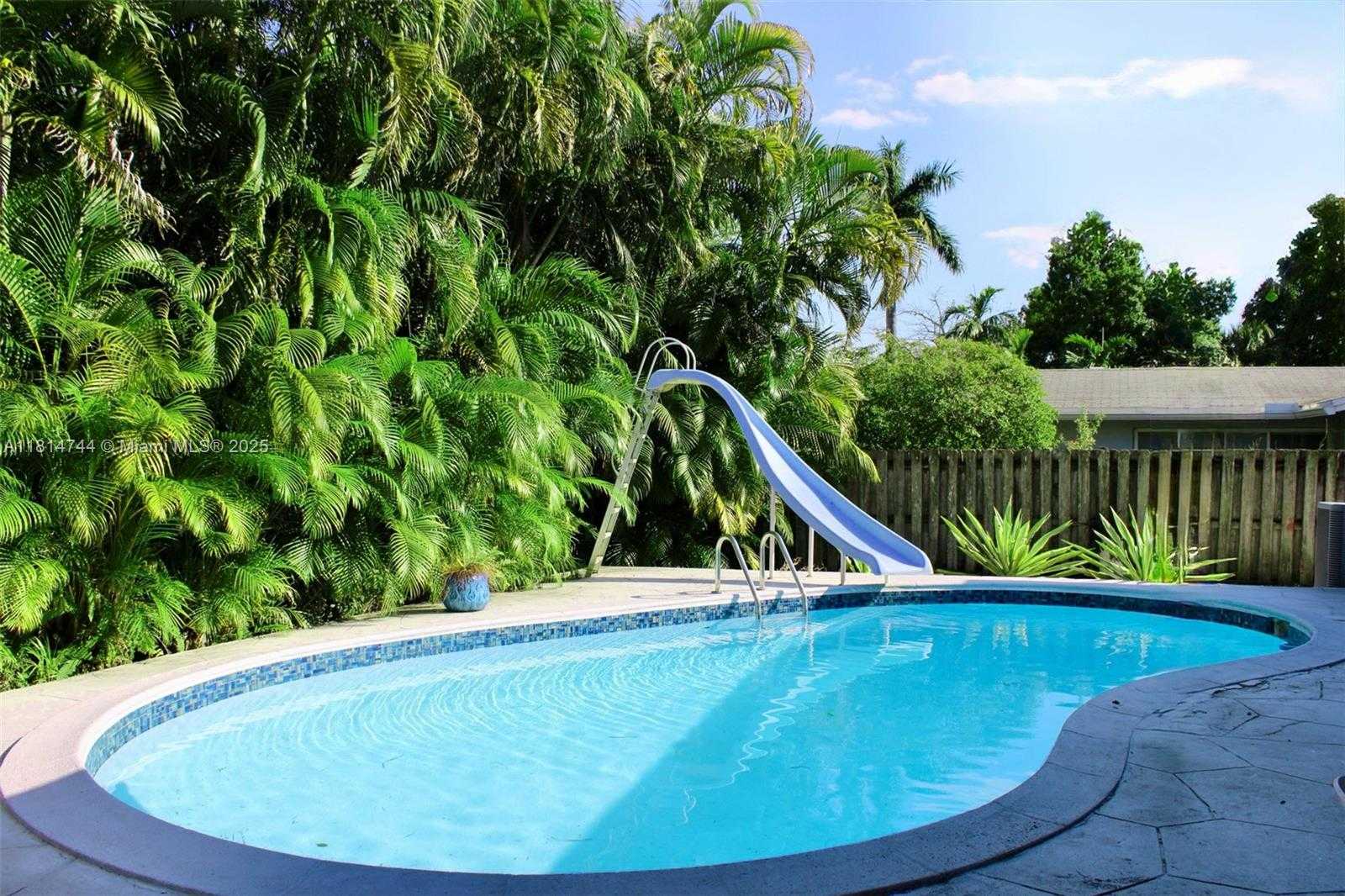Small Image of 2700 SOUTH WEST 34TH AVE, Fort Lauderdale Number 64