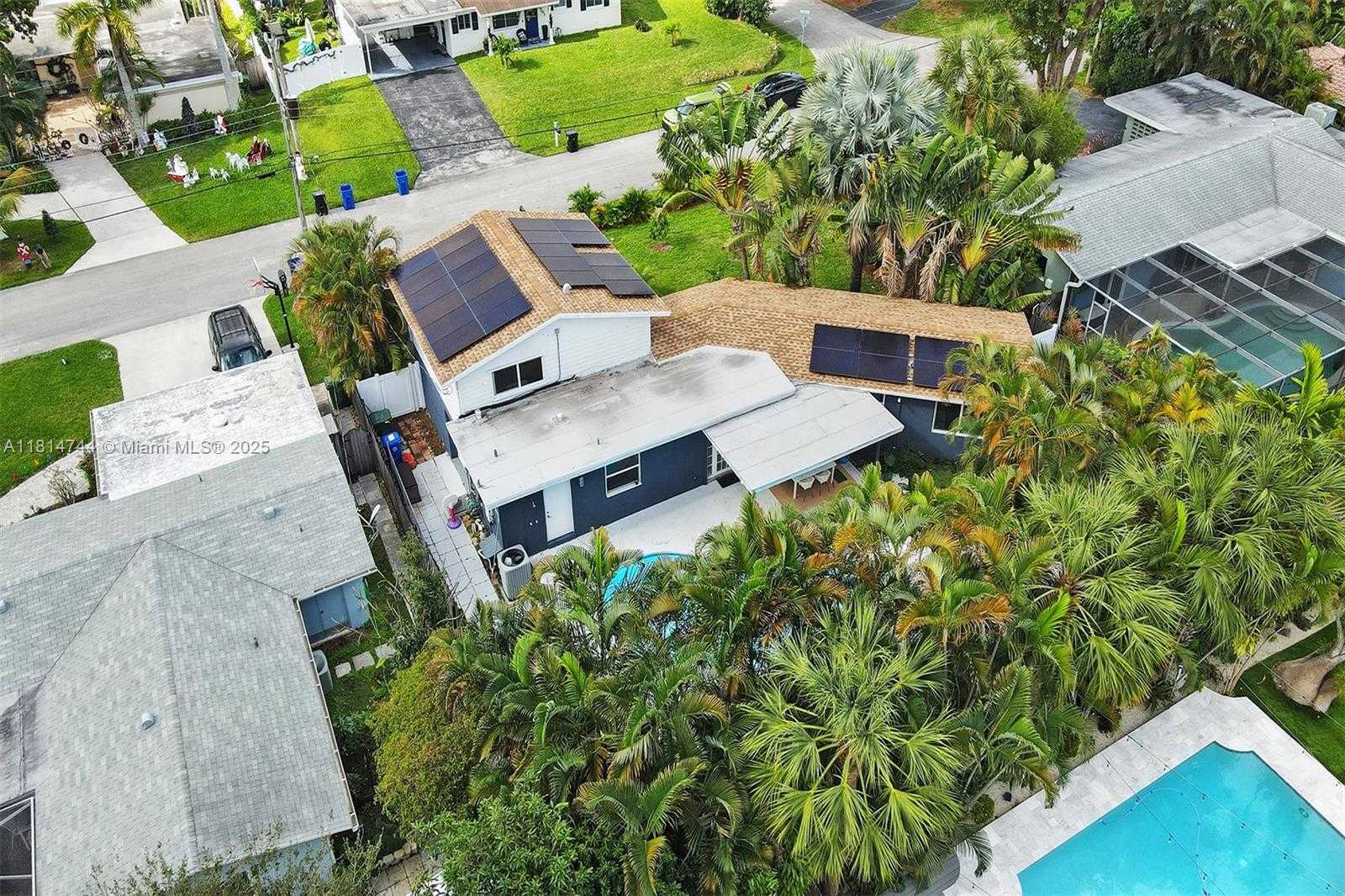 Small Image of 2700 SOUTH WEST 34TH AVE, Fort Lauderdale Number 79