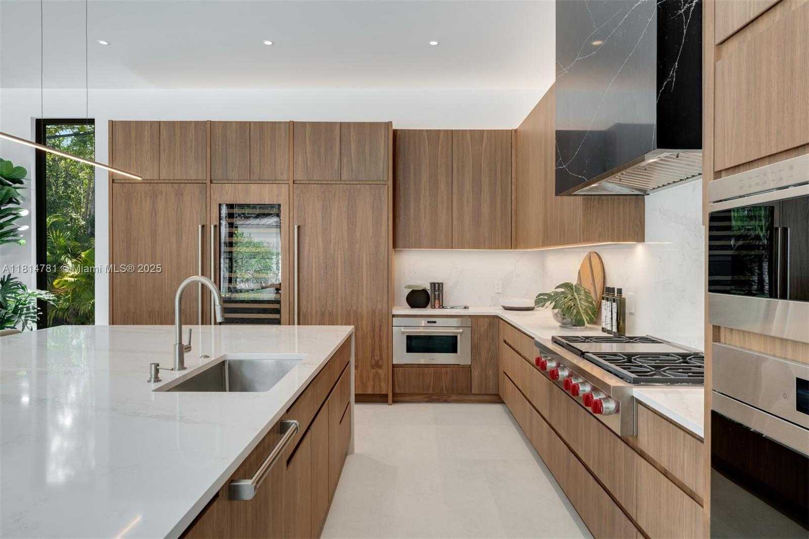 Small Image of 6730 SOUTH WEST 115TH ST, Pinecrest Number 19