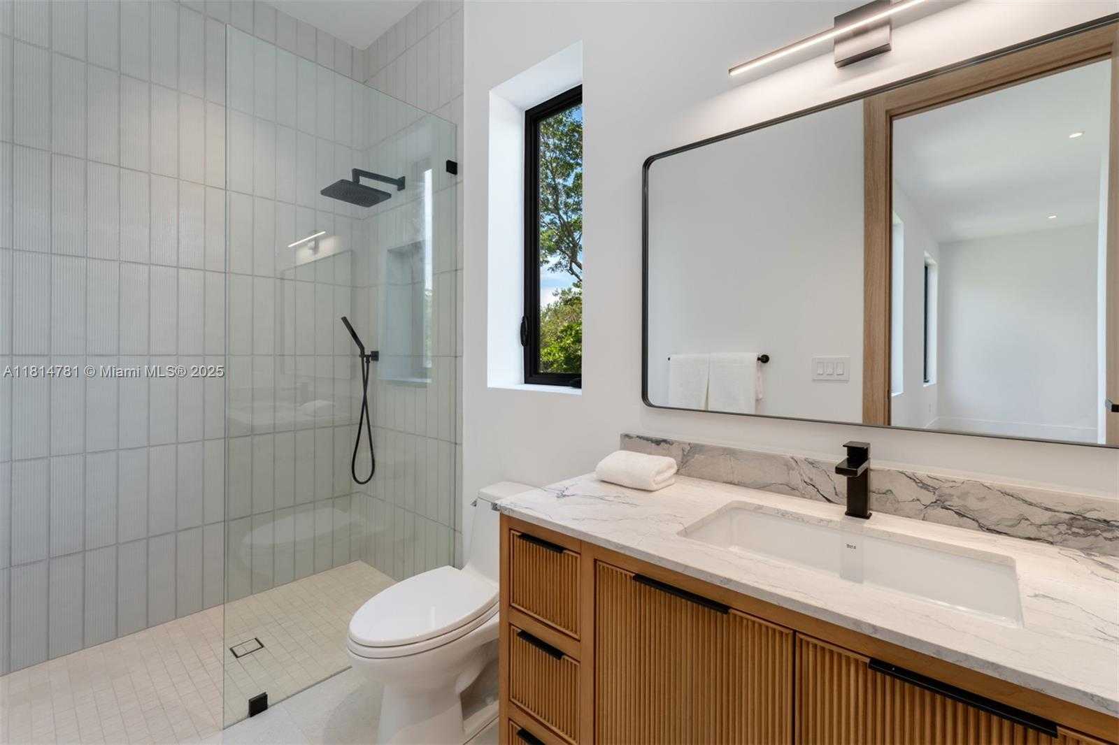 Small Image of 6730 SOUTH WEST 115TH ST, Pinecrest Number 25