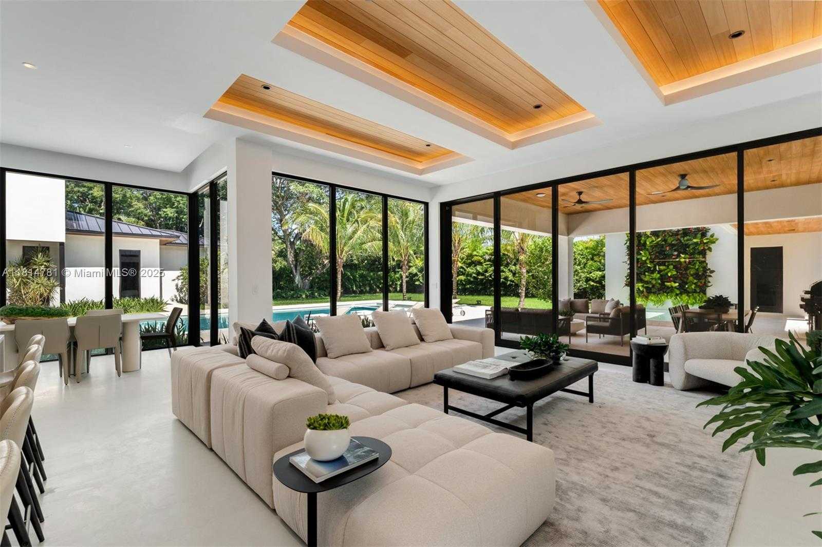 Small Image of 6730 SOUTH WEST 115TH ST, Pinecrest Number 4
