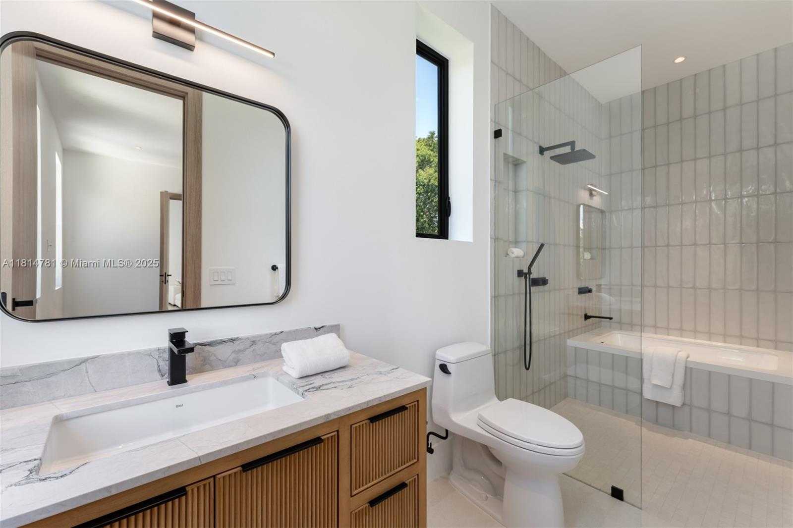 Small Image of 6730 SOUTH WEST 115TH ST, Pinecrest Number 45