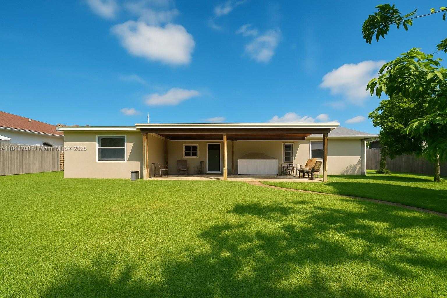 Small Image of 4706 25TH AVE SW, Naples Number 23