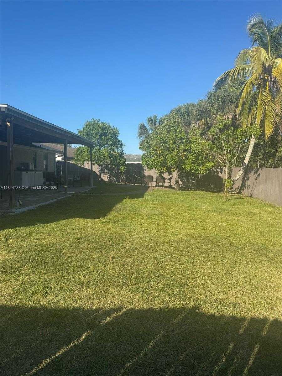 Small Image of 4706 25TH AVE SW, Naples Number 39