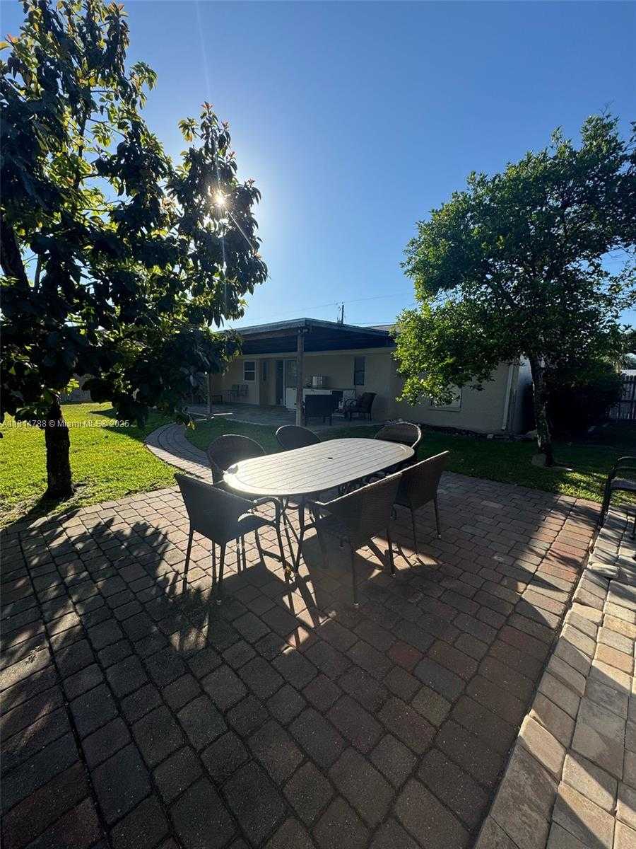 Small Image of 4706 25TH AVE SW, Naples Number 42