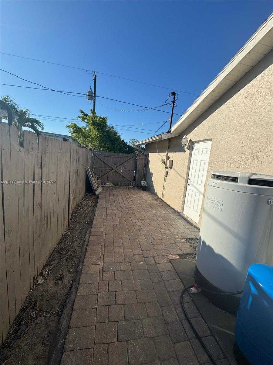 Small Image of 4706 25TH AVE SW, Naples Number 46