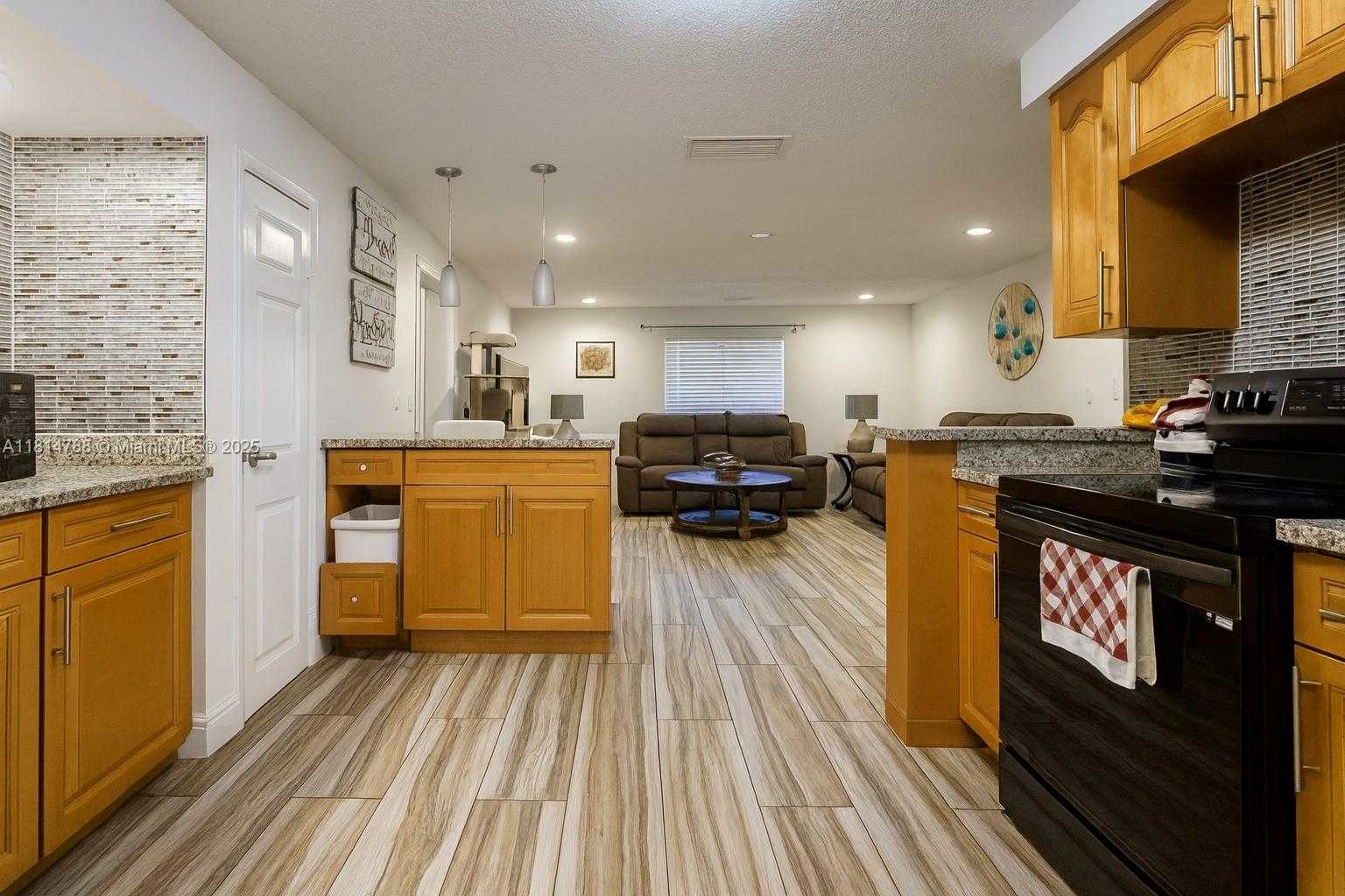 Small Image of 4706 25TH AVE SW, Naples Number 9