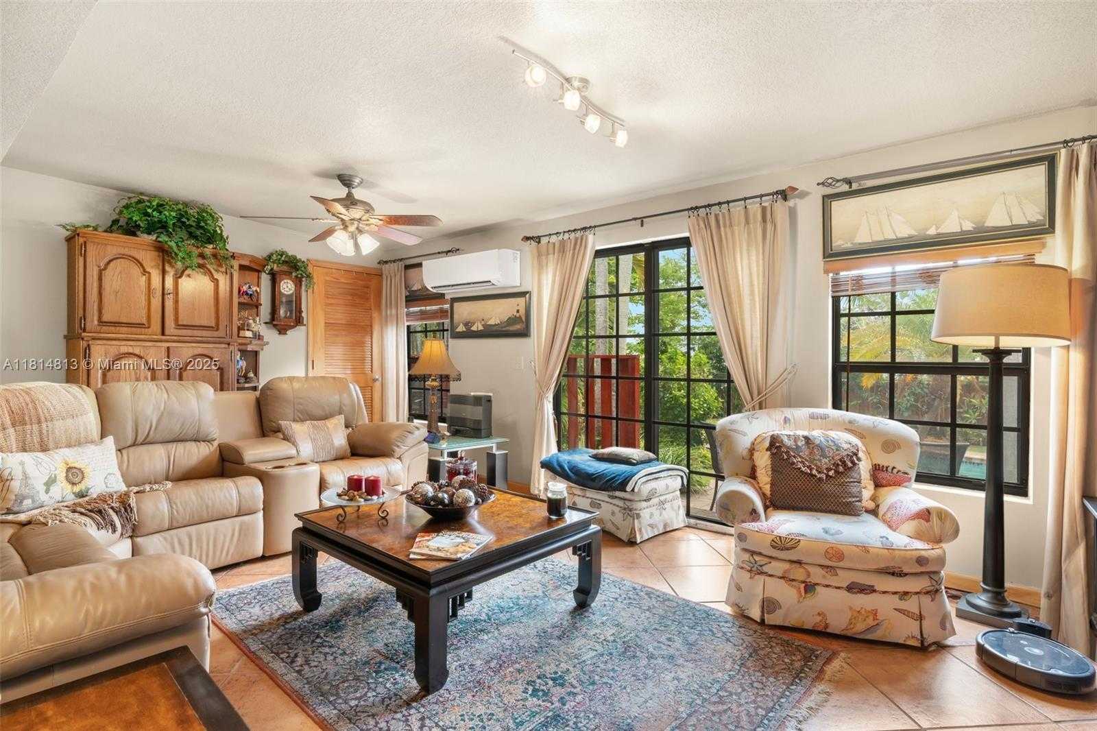 Small Image of 2472 ANDROS LN, Fort Lauderdale Number 14