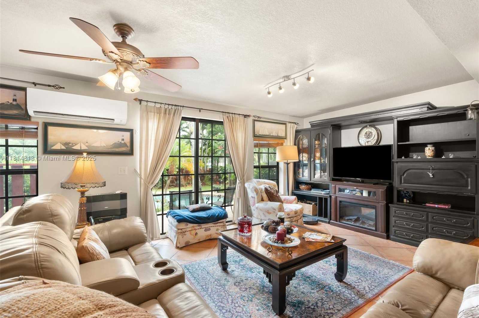 Small Image of 2472 ANDROS LN, Fort Lauderdale Number 16