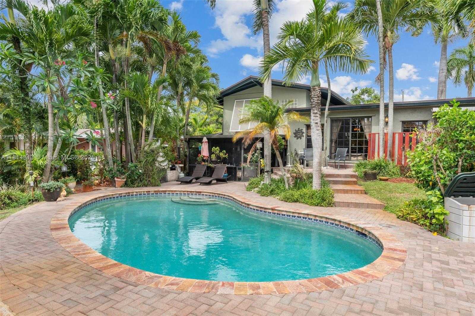 Small Image of 2472 ANDROS LN, Fort Lauderdale Number 3