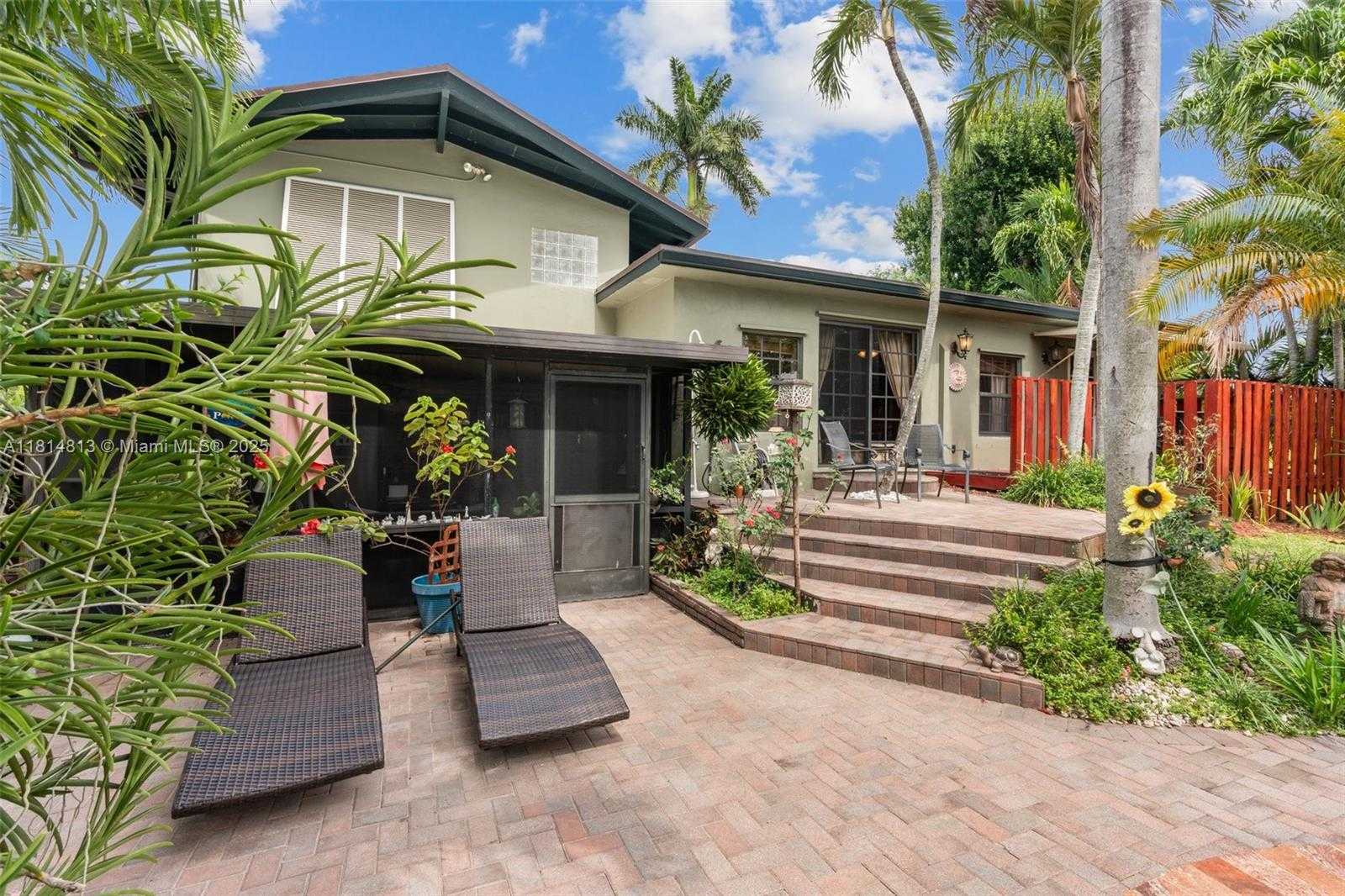 Small Image of 2472 ANDROS LN, Fort Lauderdale Number 32