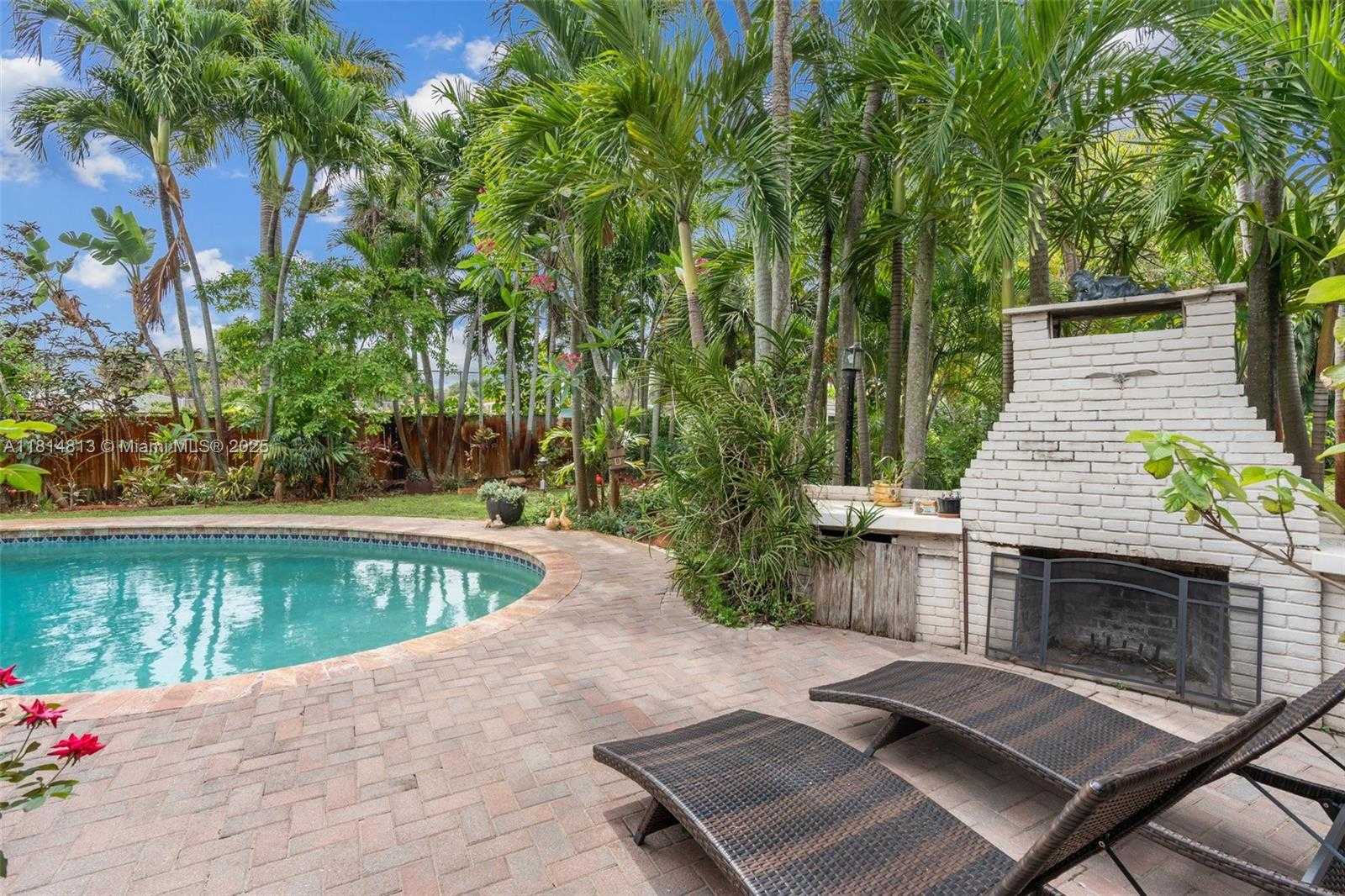 Small Image of 2472 ANDROS LN, Fort Lauderdale Number 33