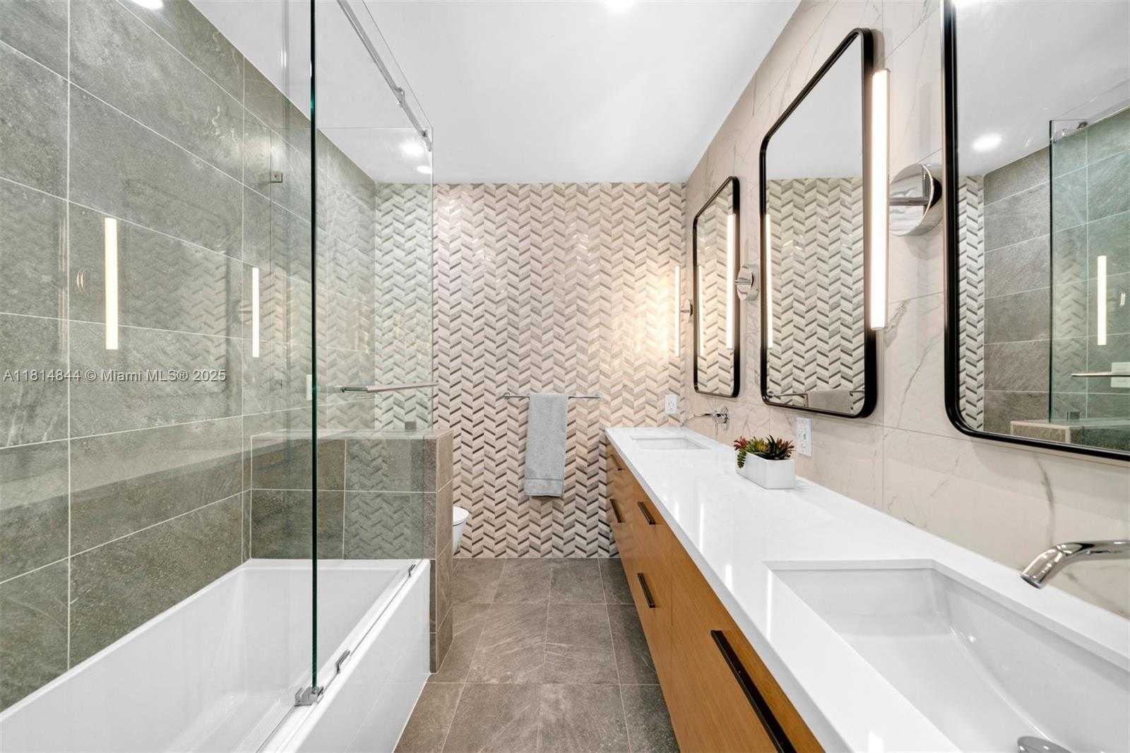 Small Image of 7505 SOUTH WEST 129 ST, Pinecrest Number 28