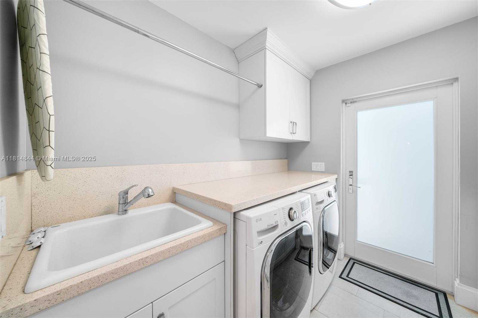 Small Image of 7505 SOUTH WEST 129 ST, Pinecrest Number 29